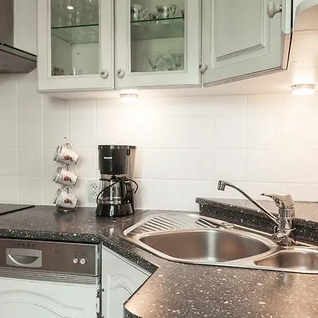 Vikendica Best Stay-Paernu Villa Parnu