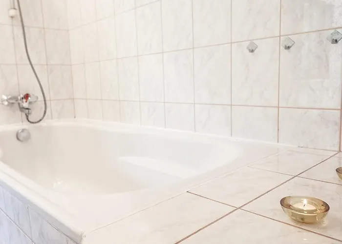 Best Stay-Paernu Villa